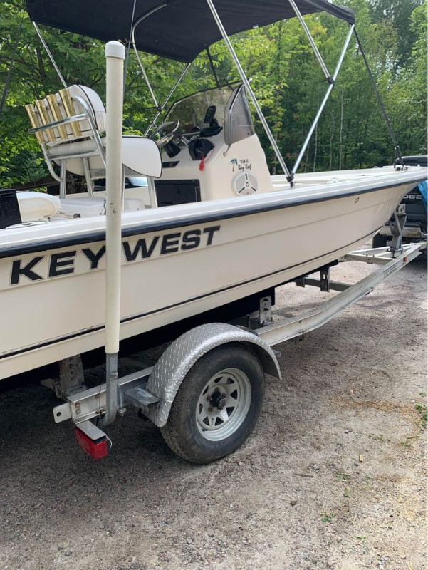 Bateau de pêche Key West & Evinrude Etec 150 HP dans Vedettes et bateaux à moteur  à Laval/Rive Nord