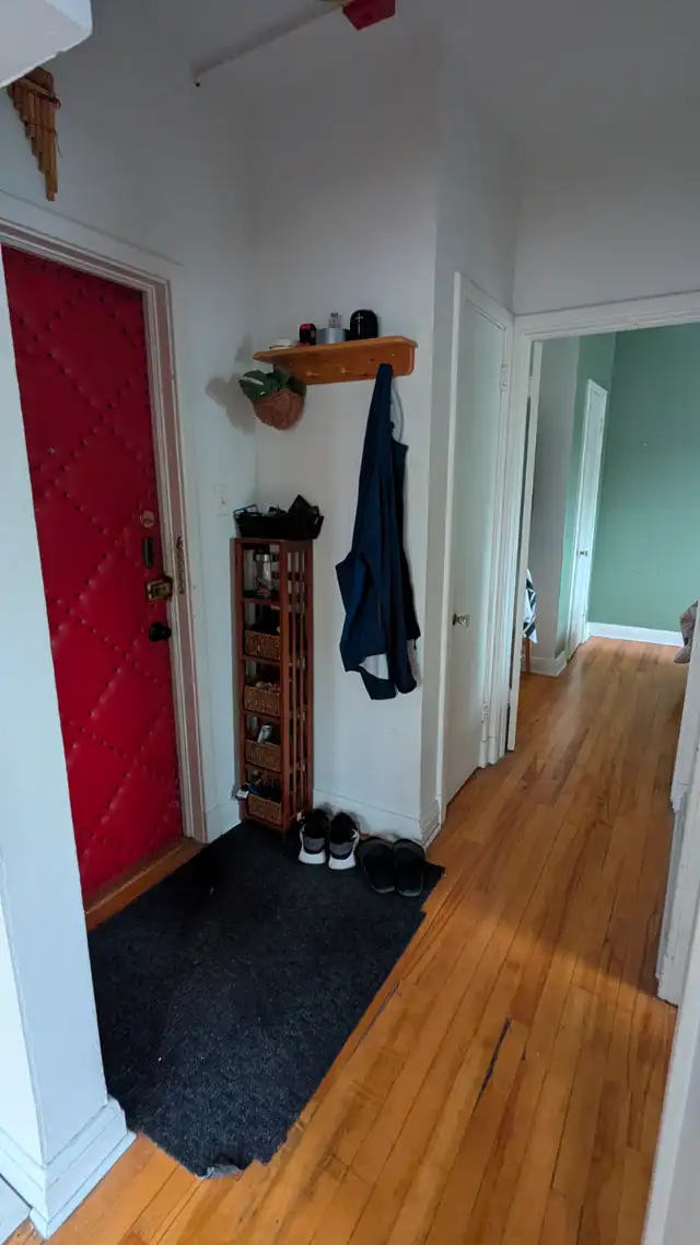 1 Bed 1 Bath Apartment - Downtown Hull63848999949313124