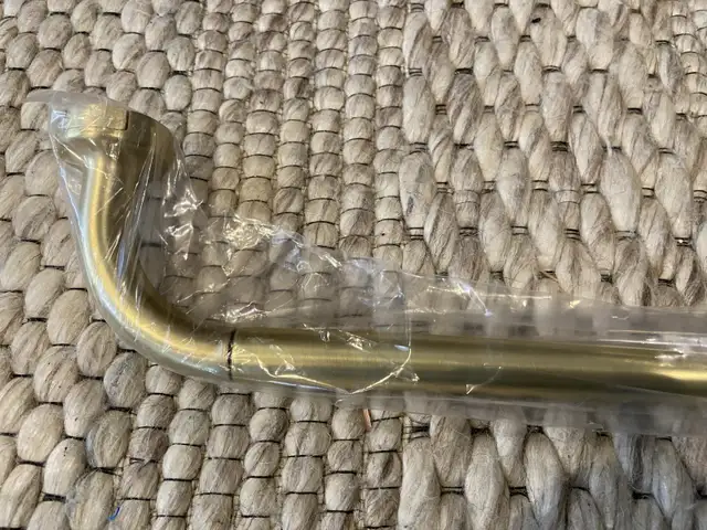 New Room Darkening Curtain Rod  28-48” Gold in Window Treatments in Oshawa / Durham Region - Image 6