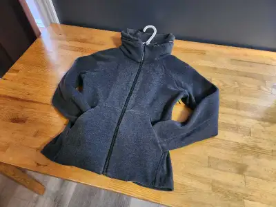 Lululemon &go Destination Fleece Hoodie (Size 6, Small) Jacket, View more