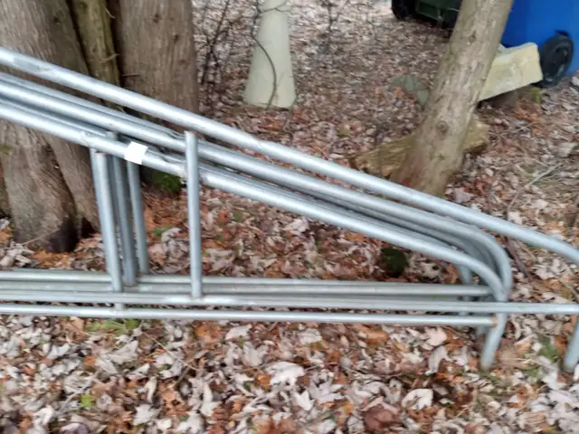 Structure garage tempo in Outdoor Tools & Storage in Lévis - Image 3