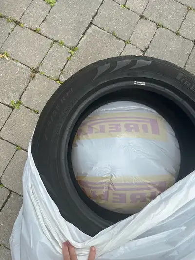 Pirelli 235 55 R19 front Pirelli 255 50 R19 rear used for Porsche Macan Applicable vehicle models ：B...