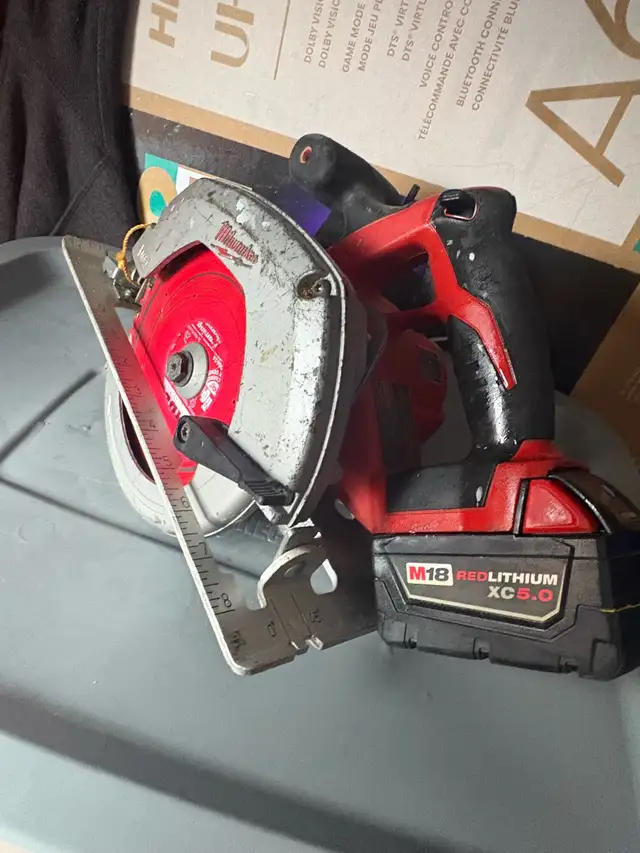 Milwaukee Circular Saw in Power Tools in City of Toronto - Image 3