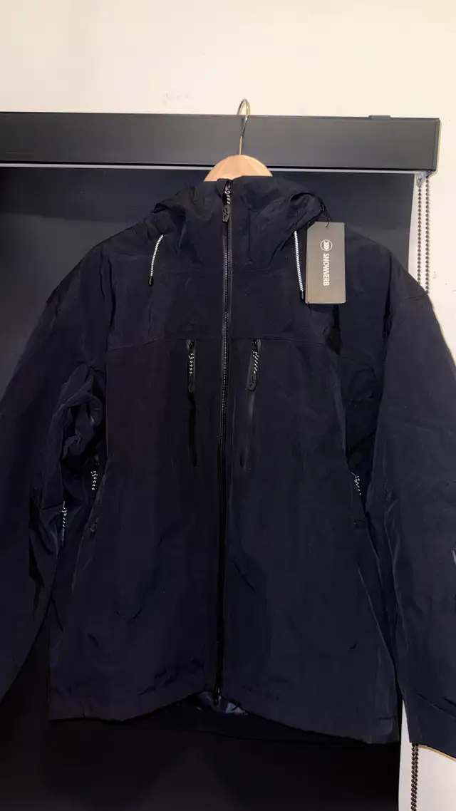Ski Jacket SNOWVERB in Women's - Other in Whistler - Image 4