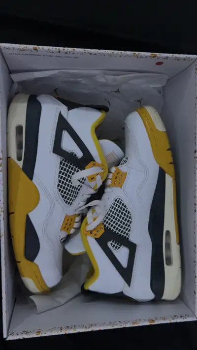 Air Jordan 4 Retro , View more