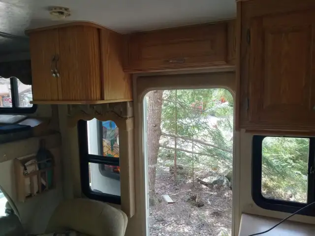 ‘Regal’ 27’ Motorhome in RVs & Motorhomes in Bridgewater - Image 7