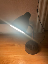 Lampe de bureau noire (Black desk lamp)