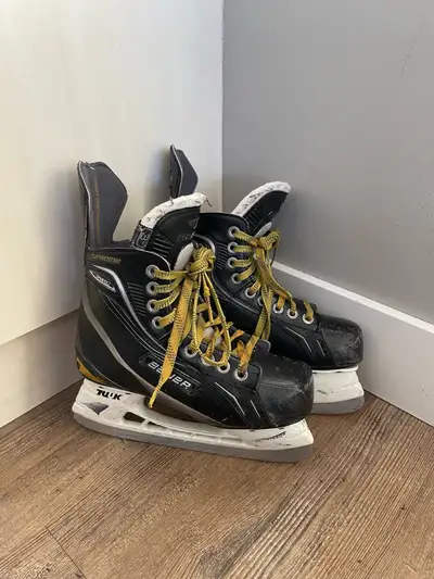 Size 4 youth hockey skates, View more