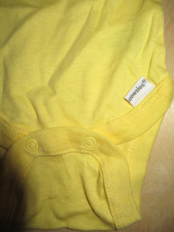 newborn baby bodysuit dans Vêtements - Prématurés  à Ville de Montréal - Image 4