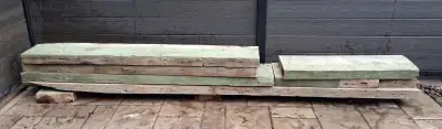 Poutres et planches en bois, View more