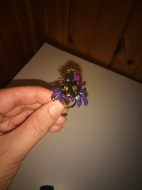 Halloween: fuzzy spider ring 90s RARE