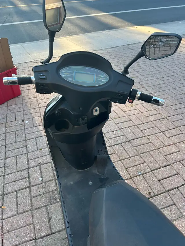 Emmo GT80 Electric Bike – Needs Battery Check, Priced to Sell! in eBike in City of Toronto - Image 7