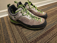 garmont dragontail hiking  sz9