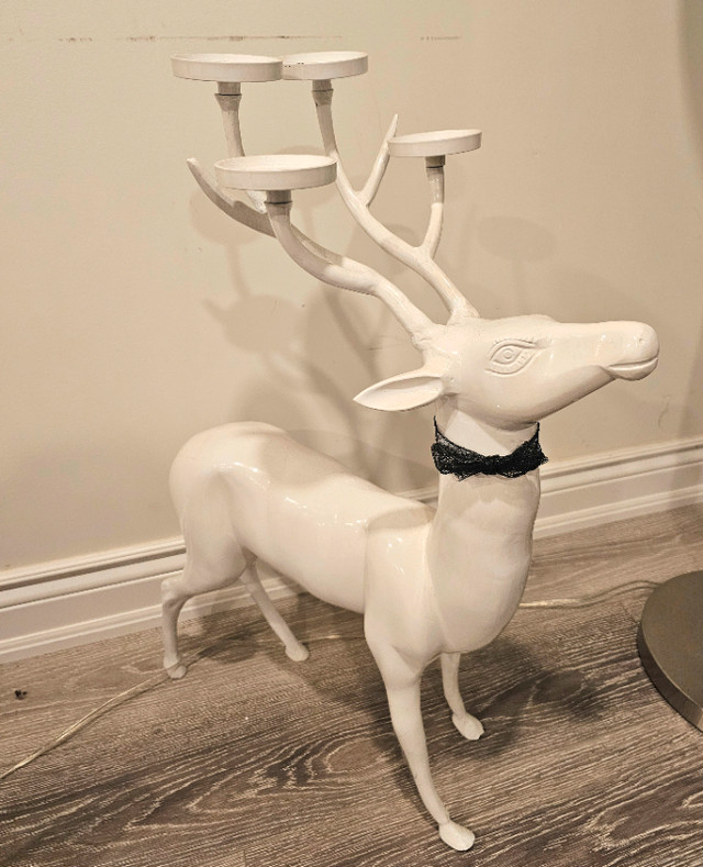 Decorative Floor Reindeer Candle Holder in Home Décor & Accents in Markham / York Region - Image 2