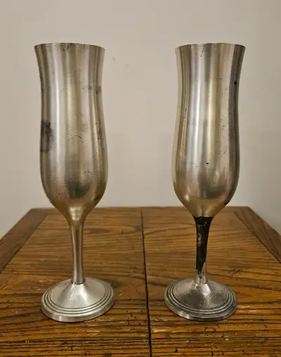 BEAUTIFUL PAIR OF QUALITY POLISHED PEWTER HEAVY GOBLETS WINE CUP.