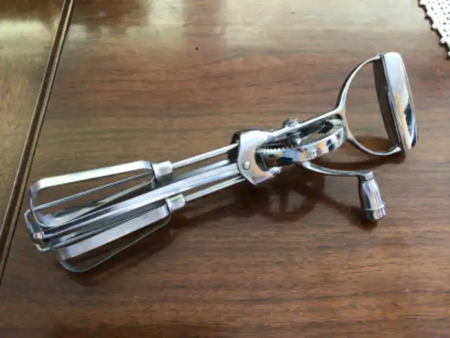 Mélangeur à main, batteur à œufs in Other in Rimouski / Bas-St-Laurent - Image 4