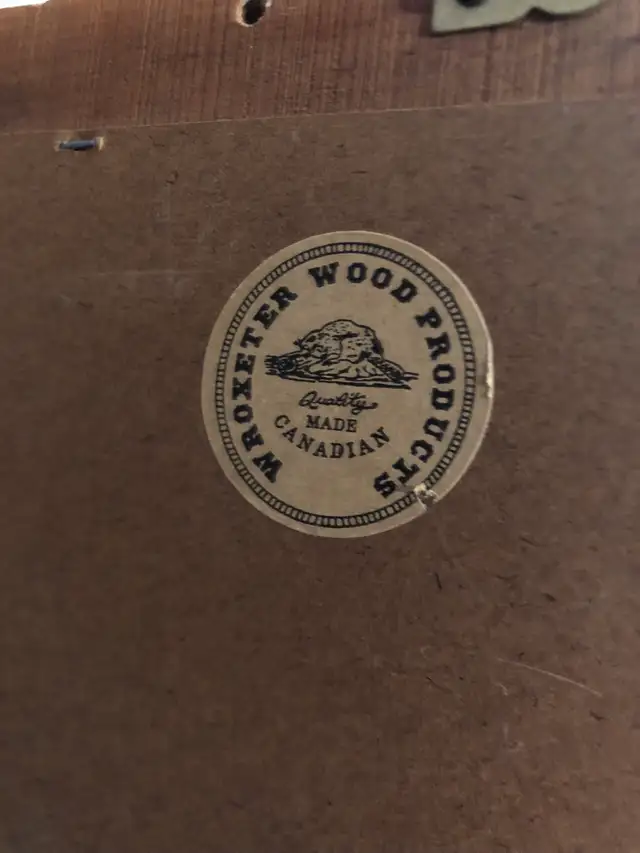 Vtg Wroxeter Wood Products Glass Front Corner Cabinet in Bookcases & Shelving Units in Kitchener / Waterloo - Image 6