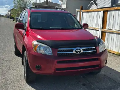 2006 Toyota RAV4 Limited AWD Active Clean Title 264,000 KM Runs and drives good, no known mechanical...