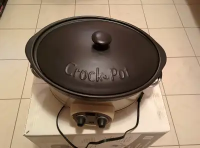 Crock pot-Versa-Ware, View more