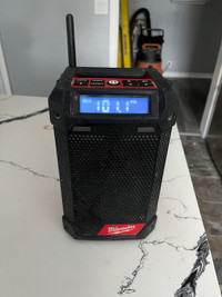 Milwaukee M12 speaker