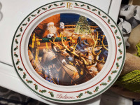 Hallmark Polar Express 14 Inch Cake Plate