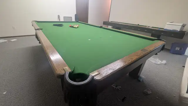 Canada Billiard 9' Slate Pool Table – Anniversary Model63007359069187121