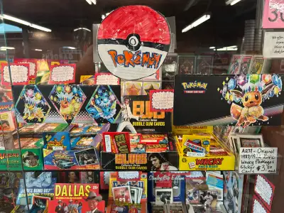 Pokemon Singles JAPANESE Packs Pikachu Charizard Showcase 301, View more