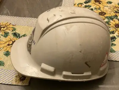 Casque pour la construction, View more
