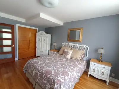 Superbe CHAMBRE meublée – Tout inclus – Sept à Juin – Métro Monk