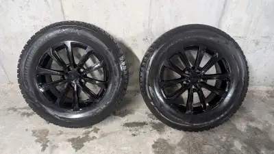 4 Pneus Bridgestone Blizzak H235/65R17 BLIZ DM-V2 BL 108SXL (2 x 11/32) et (2 x 8/32) Avec Jantes No...