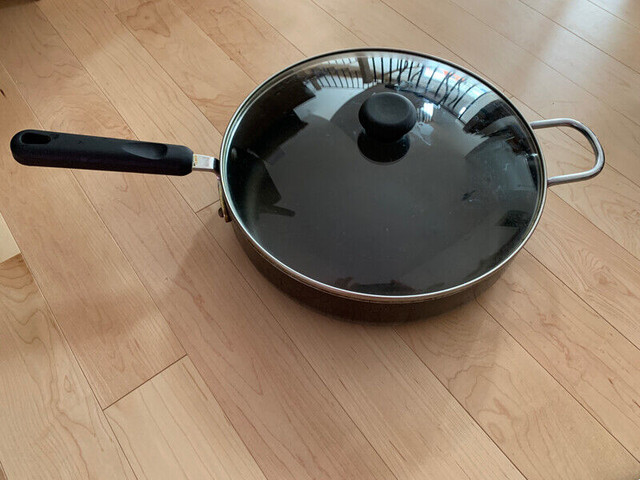 Jumbo Cooking Pan with Glass Lid dans Vaisselle et articles de cuisine  à Longueuil/Rive Sud