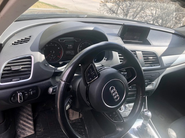 2015 Audi Q3 in Cars & Trucks in Calgary - Image 3