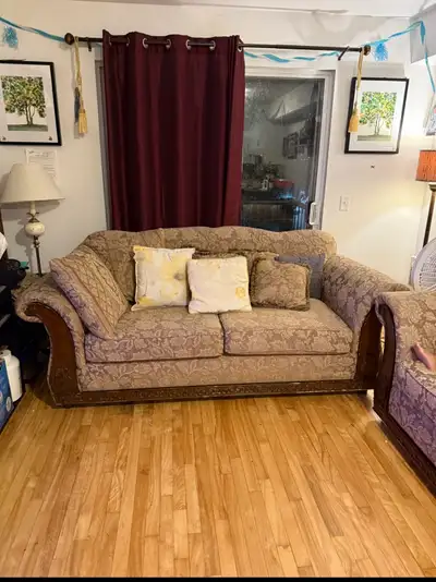 j’ai mon ensemble meuble pour tv à donner, View more