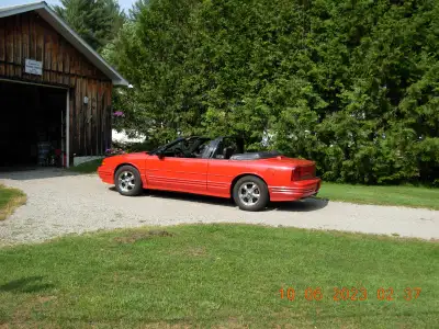 Great summer car, I have no time for it, runs like a dream, leather interior, AM\FM, Cassette, Power...