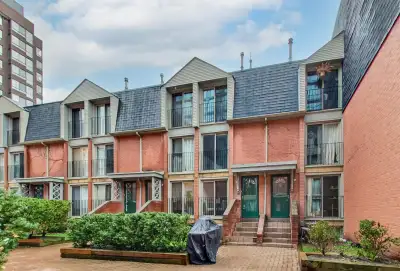 Room for Rent at 325 Jarvis St./390 George St. Townhouses