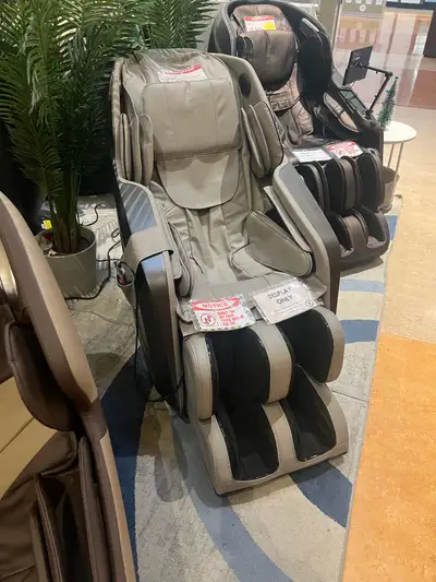 Special Deal! 3D Massage Chair ✅Zero gravity ✅Heating ✅Air bags ✅Foot roller Brand new in box Grey/...