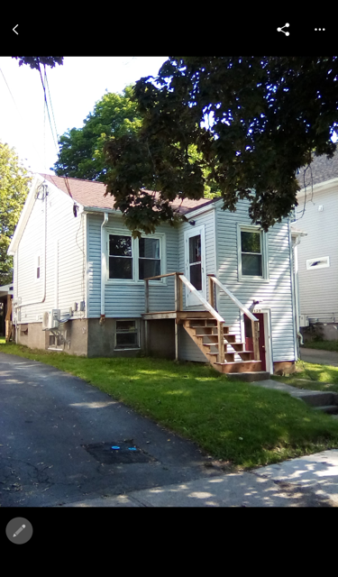 BRIGHT, SPACIOUS, 2 BEDROOM APARTMENT FOR REWNT