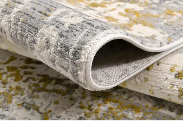 Area Rug in Rugs, Carpets & Runners in Ottawa - Image 3