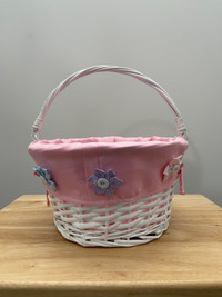 Easter basket (White & Pink) Like New