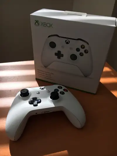 Official Microsoft Xbox One Wireless White Controller, View more