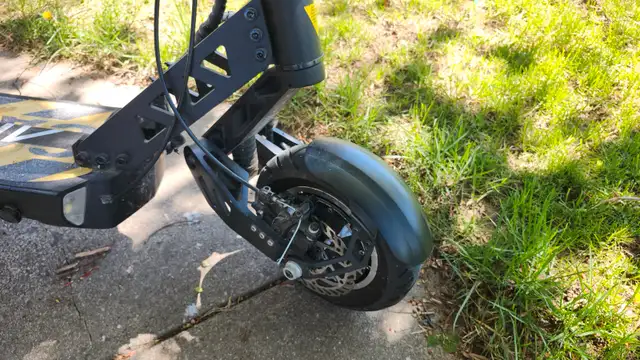 Electric Scooter - Apollo Ghost (963 km) in Scooters & Pocket Bikes in Hamilton - Image 4