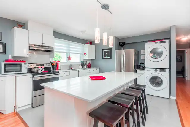 Bedroom with Ensuite – Available July 1st, 2026 in Room Rentals & Roommates in Ottawa - Image 4