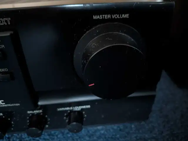 Denon DRA-375RD AM/FM RDS Stereo Receiver in Stereo Systems & Home Theatre in City of Toronto - Image 9