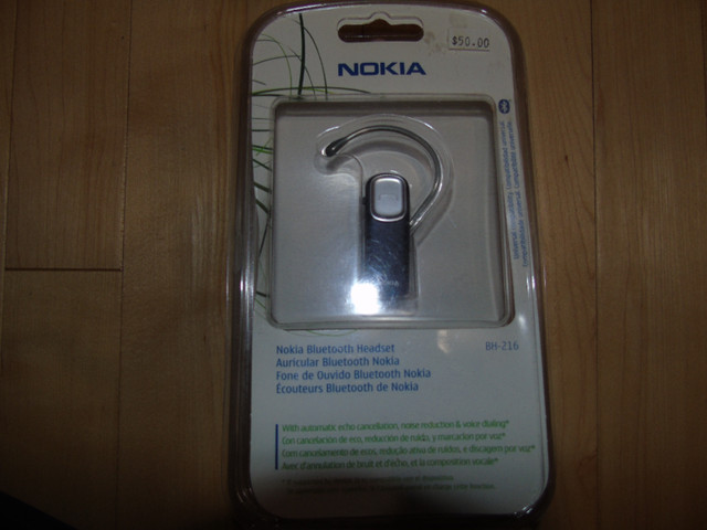 Nokia Bluetooth Headset dans Accessoires pour cellulaires  à Ville de Montréal