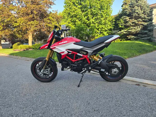 2016 Ducati Hypermotard 939sp in Sport Bikes in Markham / York Region - Image 6