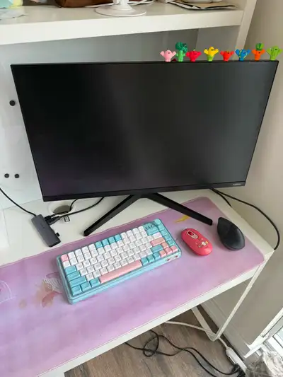 Samsung 27” LED Monitor - Excellent Condition, View more