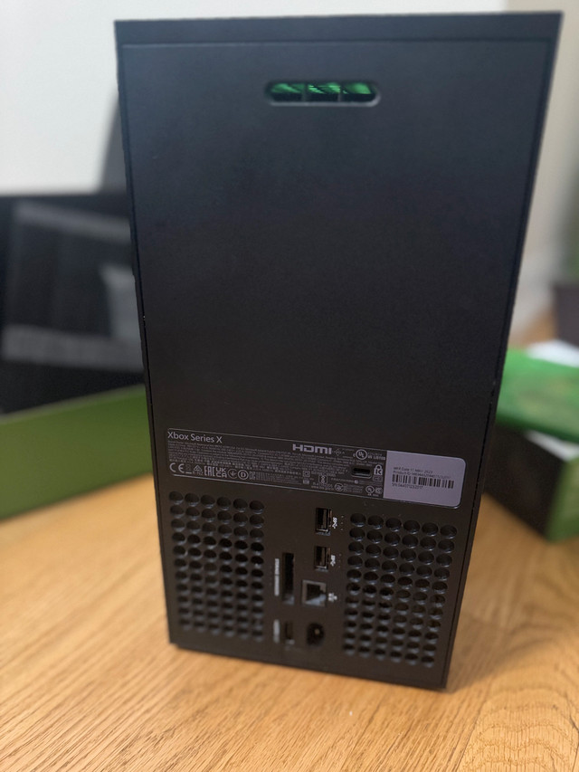 Xbox Series X + GTA V + 2 Controllers | Excellent Condition in Xbox Series X & S in City of Toronto - Image 3