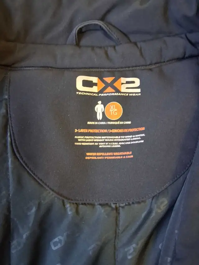 CX2 men snow Jacket XL in Men's in Edmonton - Image 3
