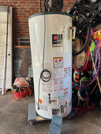 Hot Water Tank for sale in great condition 