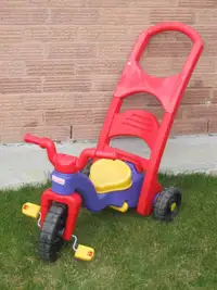Toy Story buzz lightyear trick & Fisher Price Rock Roll Tricycle